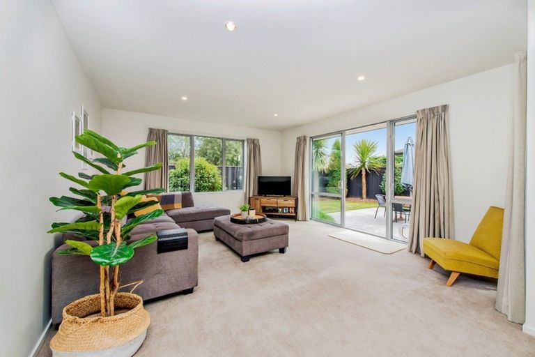 Photo of property in 1 Wisteria Lane, Rangiora, 7400