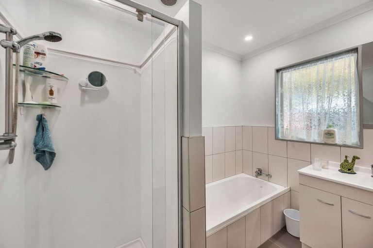 Photo of property in 9a Laurent Place, Greenmeadows, Napier, 4112