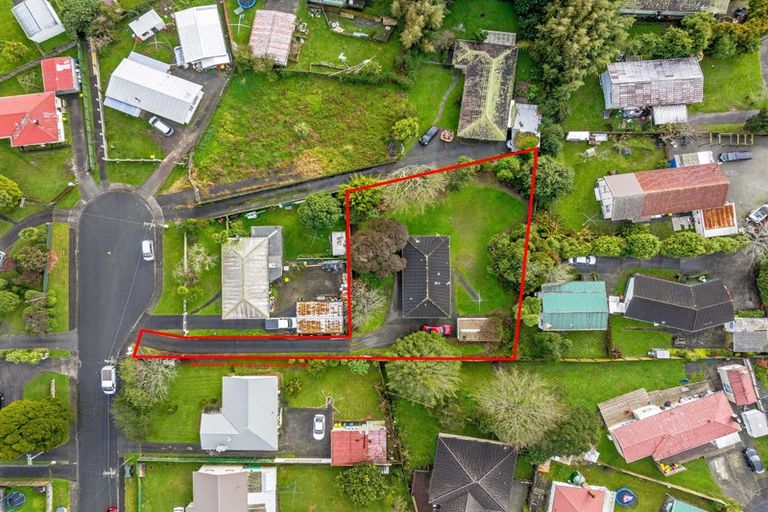 Photo of property in 9 Ascot Avenue, Henderson, Auckland, 0610