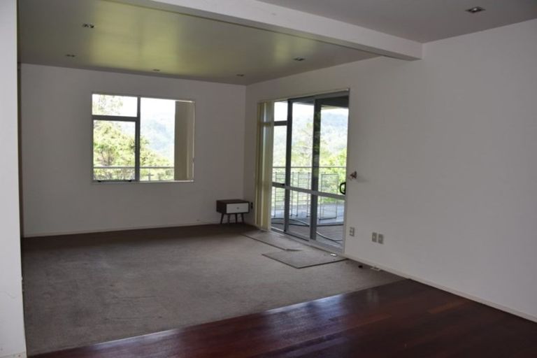 Photo of property in 37 Welsh Hills Road, Swanson, Auckland, 0614