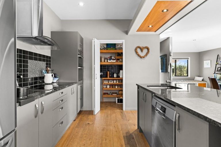 Photo of property in 662 Aorangi Road, Maraekakaho, Hastings, 4171