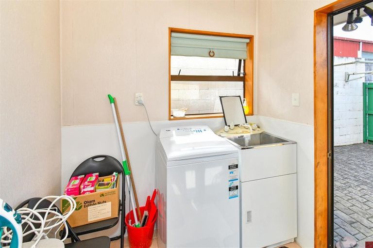 Photo of property in 2/14 Puhinui Road, Manukau, Auckland, 2104