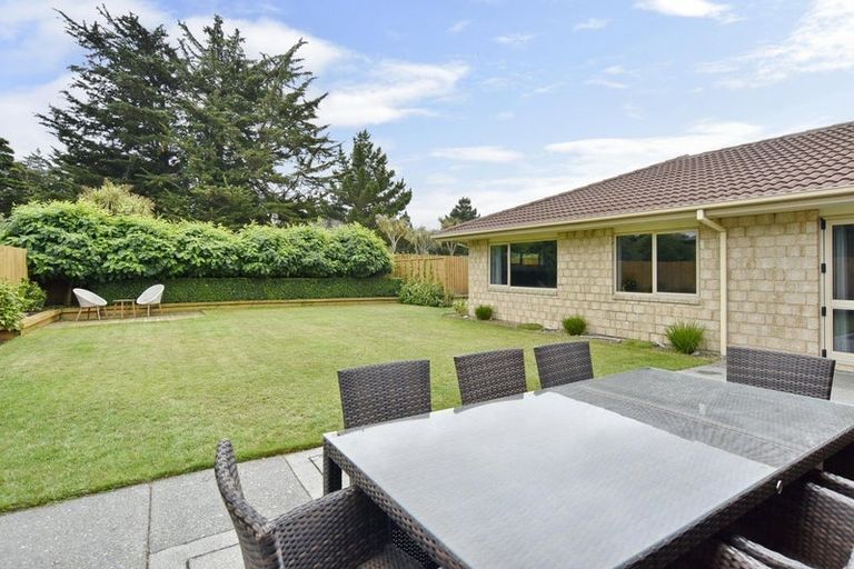 Photo of property in 22 Reka Street, Parklands, Christchurch, 8083