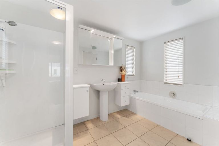 Photo of property in 490a Manchester Street, St Albans, Christchurch, 8014