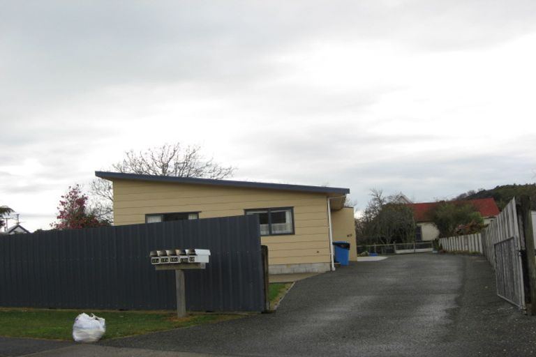 Photo of property in 16 Feary Crescent, Takaka, 7110