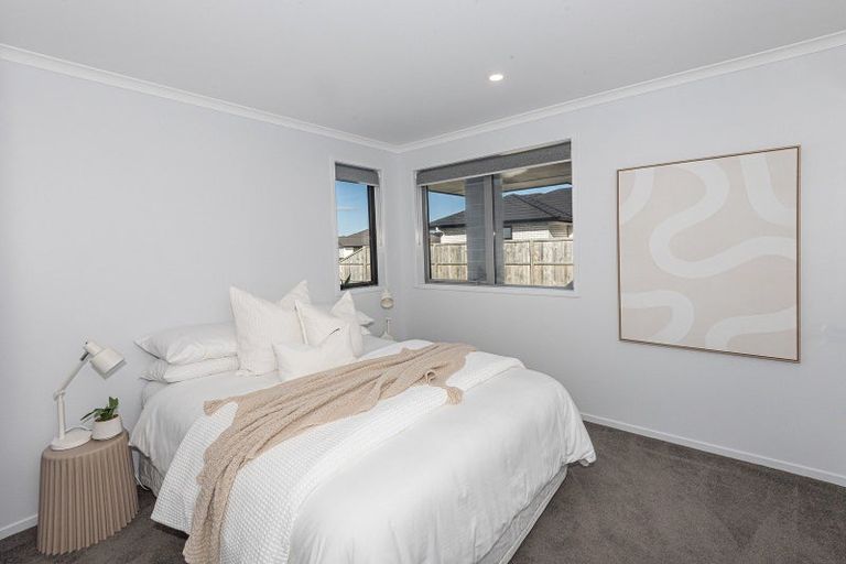 Photo of property in 18 Maui Place, Spotswood, New Plymouth, 4310