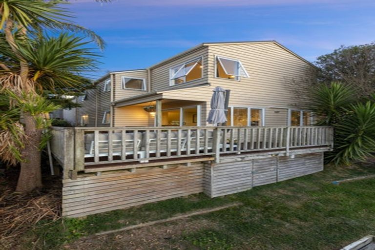 Photo of property in 23b Jelas Road, Red Beach, 0932