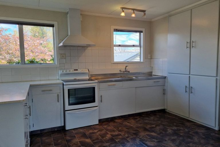 Photo of property in 2 Sefton Street, Twizel, 7901