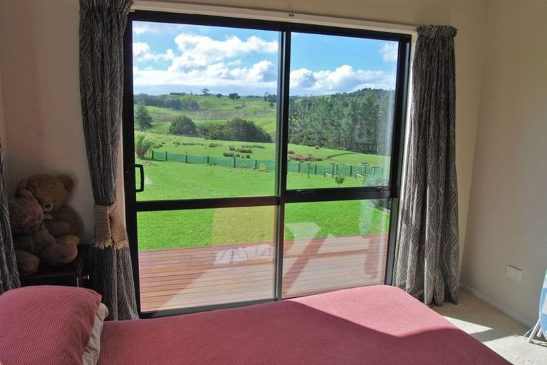 Photo of property in 56 Wattle Lane, Kaiwaka, 0573