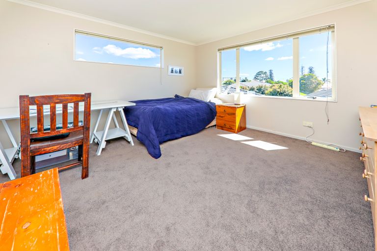 Photo of property in 75 Wayne Francis Drive, Flat Bush, Auckland, 2016