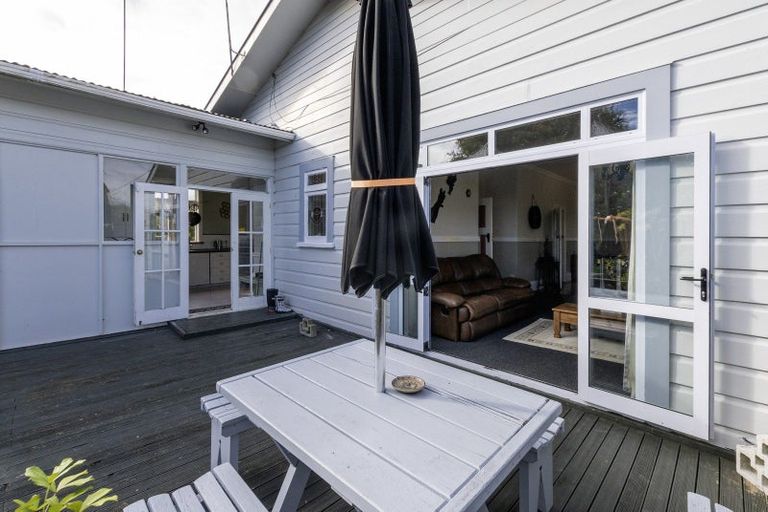 Photo of property in 13 Princes Street, Levin, 5510