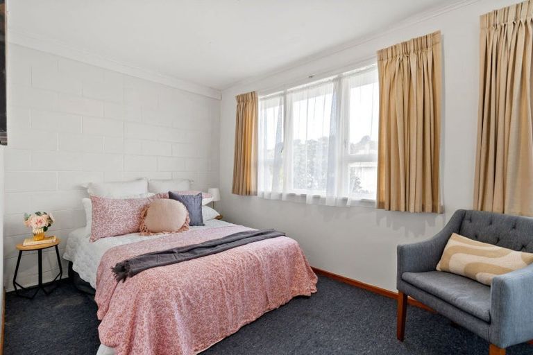 Photo of property in 70-72 Waihemo Street, Waitangirua, Porirua, 5024