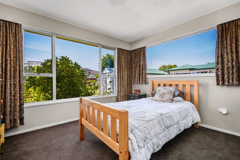 Photo of property in 1 Short Street, Alexandra, 9320