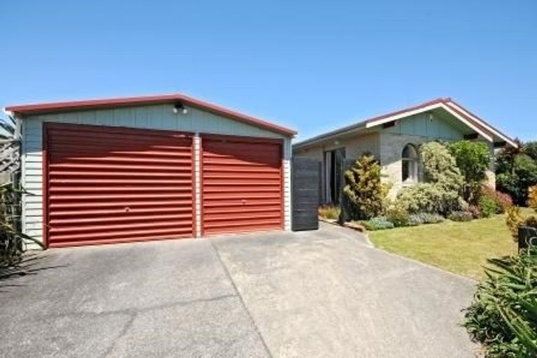 Photo of property in 6 Mountainview Terrace, Otaki Beach, Otaki, 5512