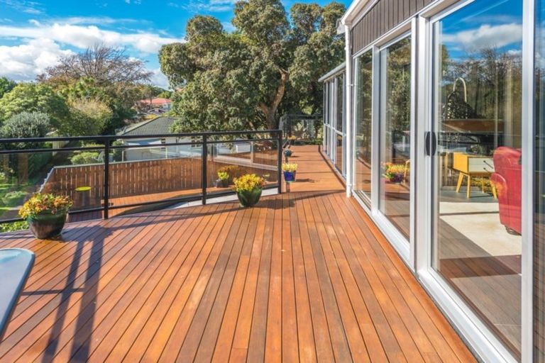 Photo of property in 53 Great North Road, Saint Johns Hill, Whanganui, 4501