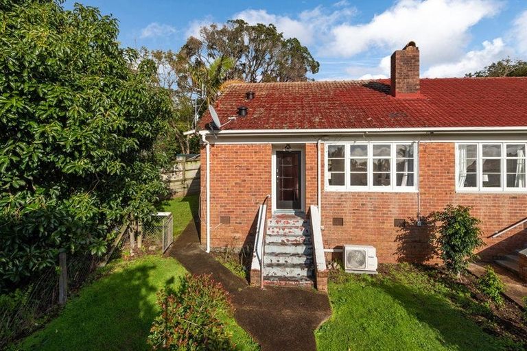 Photo of property in 9b Kerr Street, Devonport, Auckland, 0624