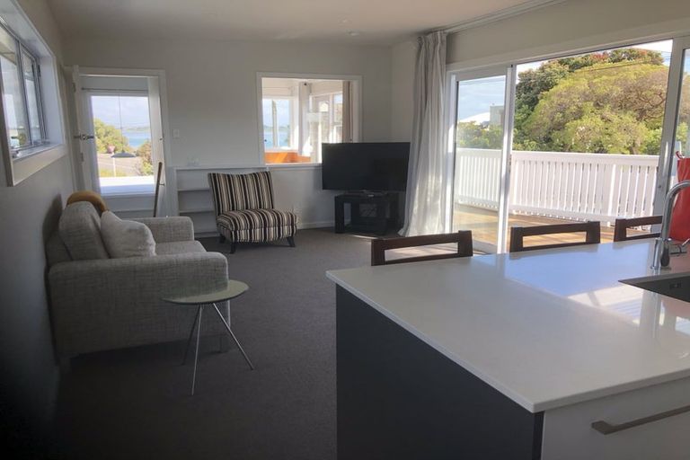 Photo of property in 109 Beachville Road, Redcliffs, Christchurch, 8081