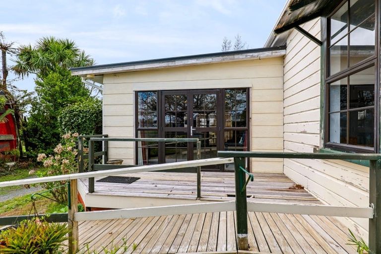 Photo of property in 110 Orlando Street, Stratford, 4332