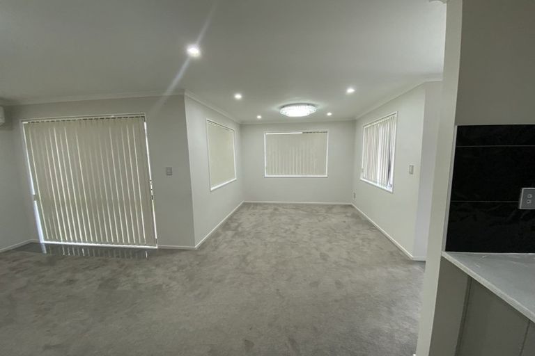 Photo of property in 10b Cambridge Road, Manurewa, Auckland, 2102