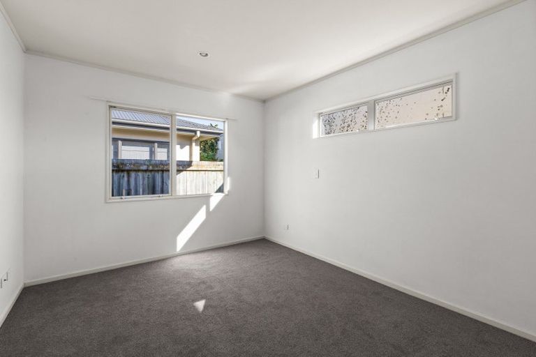 Photo of property in 135a Gloucester Street, Taradale, Napier, 4112