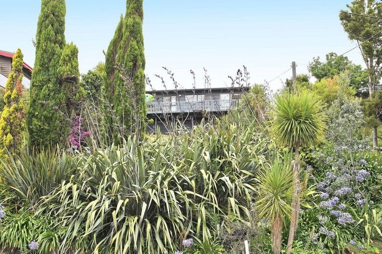 Photo of property in 3 Kendale Drive, Leigh, 0985