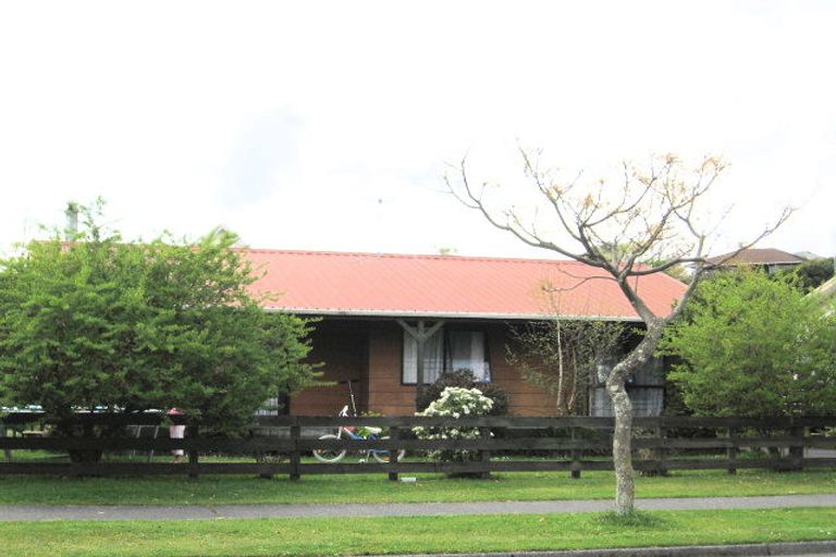 Photo of property in 42a Aquarius Drive, Kawaha Point, Rotorua, 3010