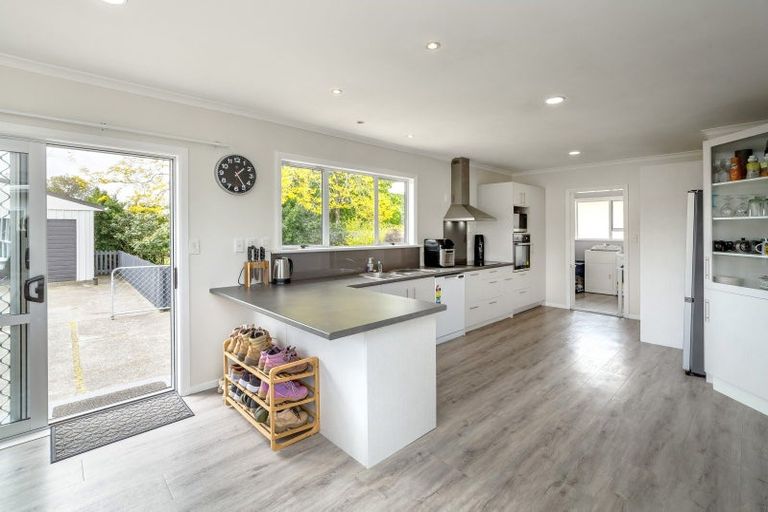 Photo of property in 26 Costley Street, Carterton, 5713