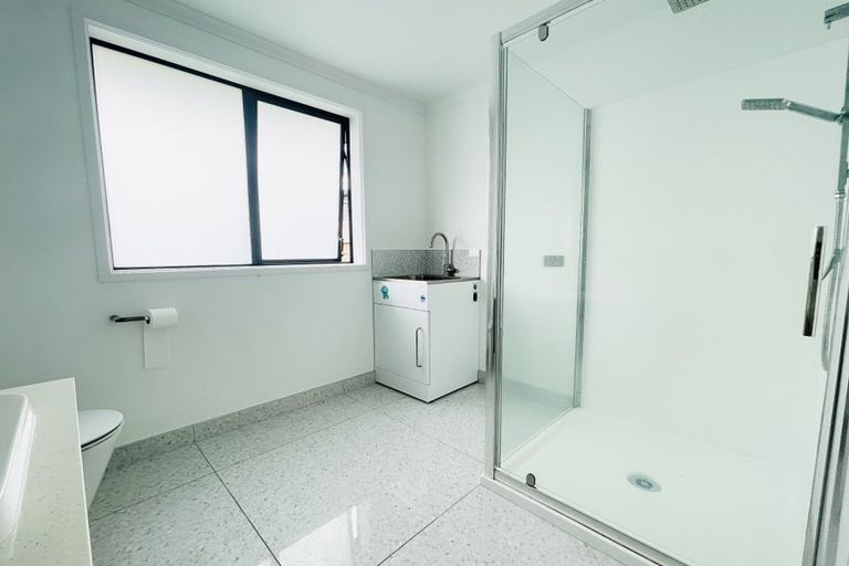 Photo of property in 11 Tauroa Drive, Tuakau, 2121