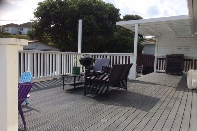 Photo of property in 23 Dimock Street, Titahi Bay, Porirua, 5022