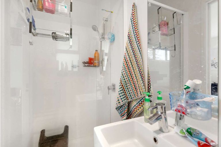 Photo of property in 23 Henderson Crescent, Parkvale, Tauranga, 3112