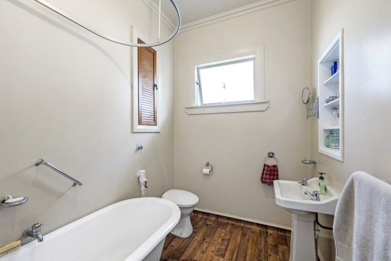 Photo of property in 64 Warnock Street, Westmere, Auckland, 1022