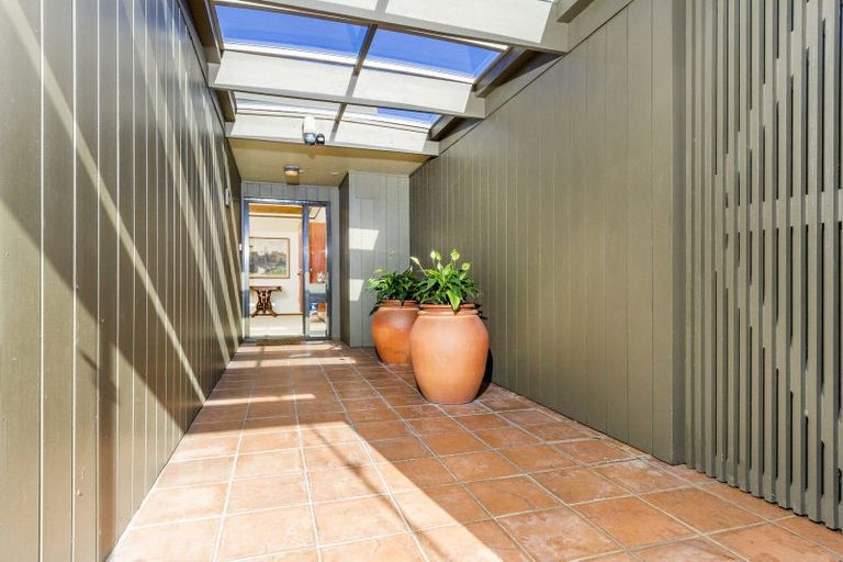 Photo of property in 47 Sylvan Park Avenue, Milford, Auckland, 0620