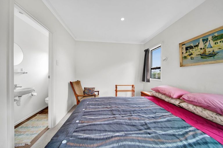 Photo of property in 149 South Road, Hawera, 4610