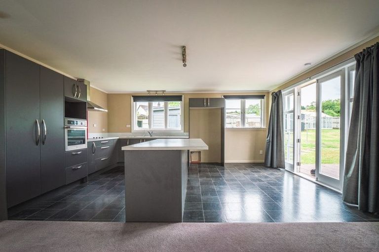 Photo of property in 17 Boswell Street, Kawakawa, 0210