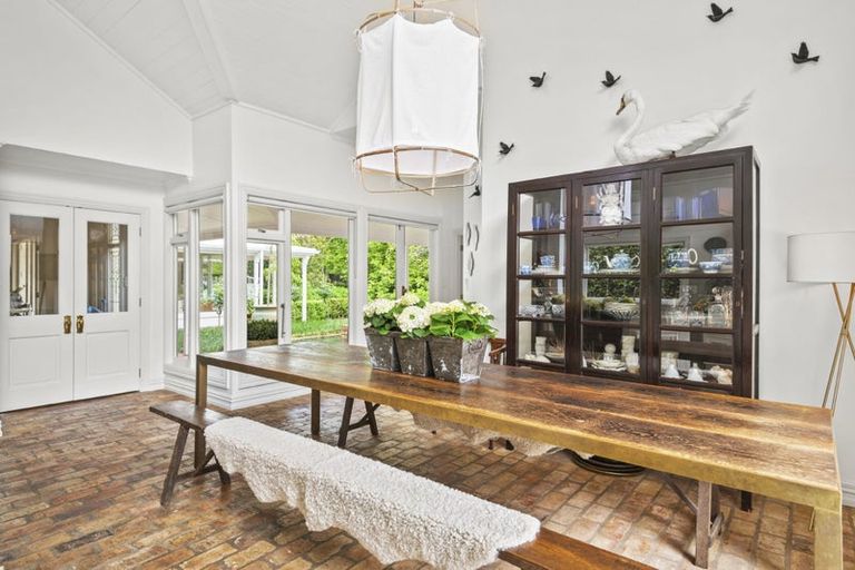 Photo of property in 49b Roland Road, Greenhithe, Auckland, 0632