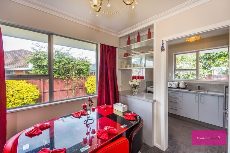 Photo of property in 2 Witbrock Crescent, Burnside, Christchurch, 8053