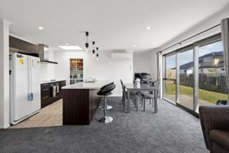 Photo of property in 32 Selfe Crescent, Burwood, Christchurch, 8083