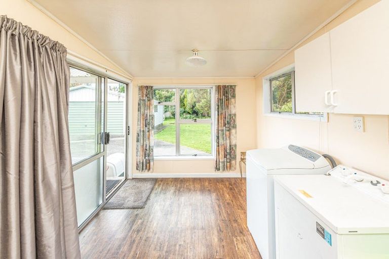 Photo of property in 24 Wilson Street, Waverley, 4510