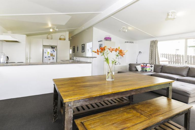 Photo of property in 21 Denarius Lane, Glendene, Auckland, 0602