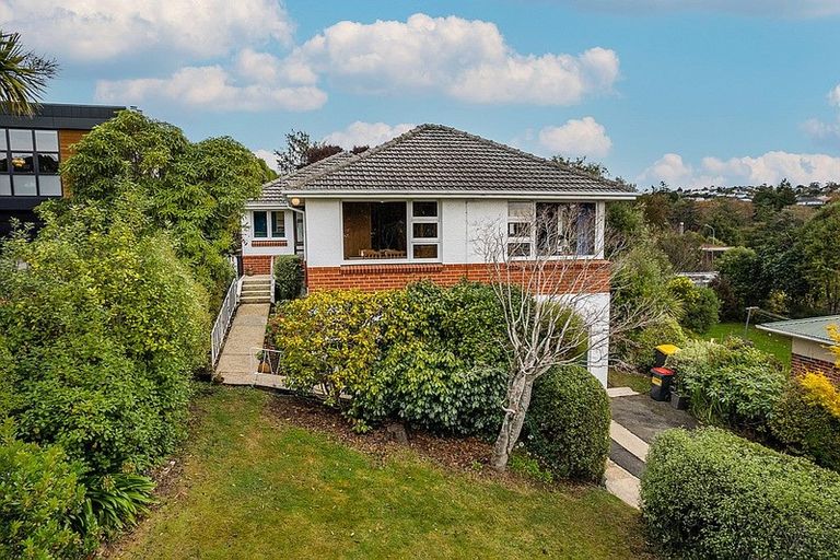 Photo of property in 54 Balmacewen Road, Maori Hill, Dunedin, 9010