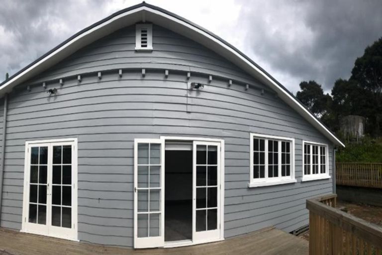 Photo of property in 1245 East Coast Road, Redvale, Albany, 0794