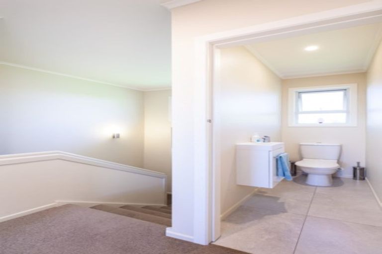 Photo of property in 8 Massey Street, Westown, New Plymouth, 4310