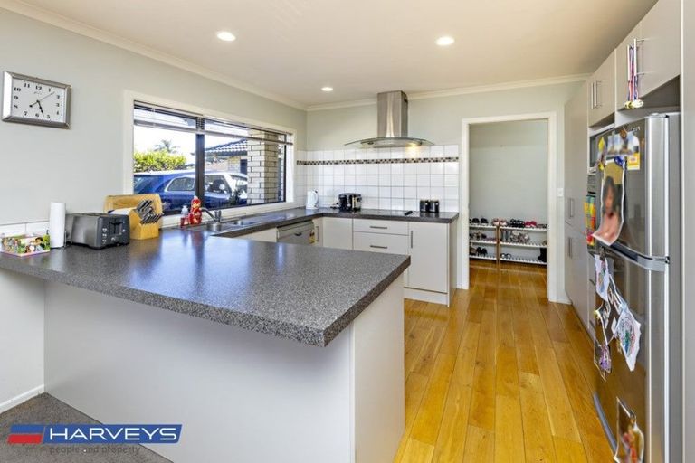 Photo of property in 30a Grove Road, Papakura, 2110