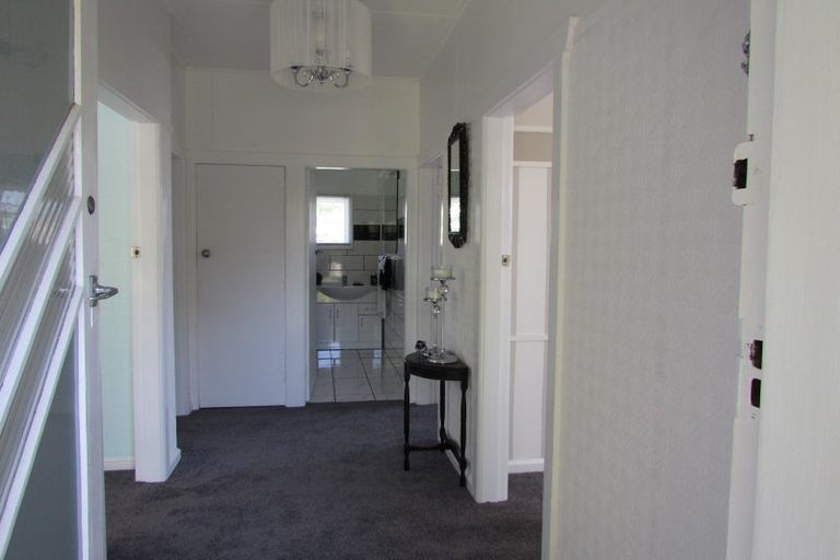 Photo of property in 43 York Street, Levin, 5510