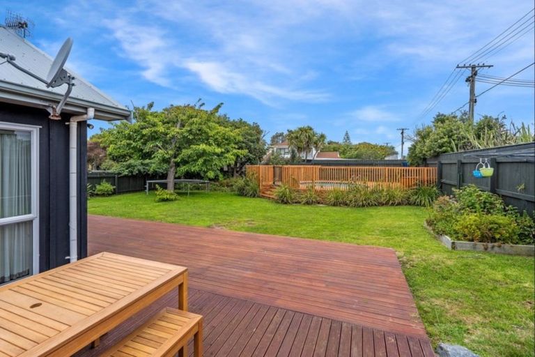 Photo of property in 160 Manly Street, Paraparaumu Beach, Paraparaumu, 5032