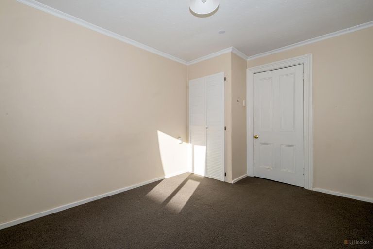 Photo of property in 1 Augustine Street, Waimate, 7924