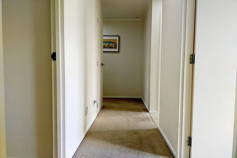 Photo of property in 2/8 Bowscale Place, Northpark, Auckland, 2013