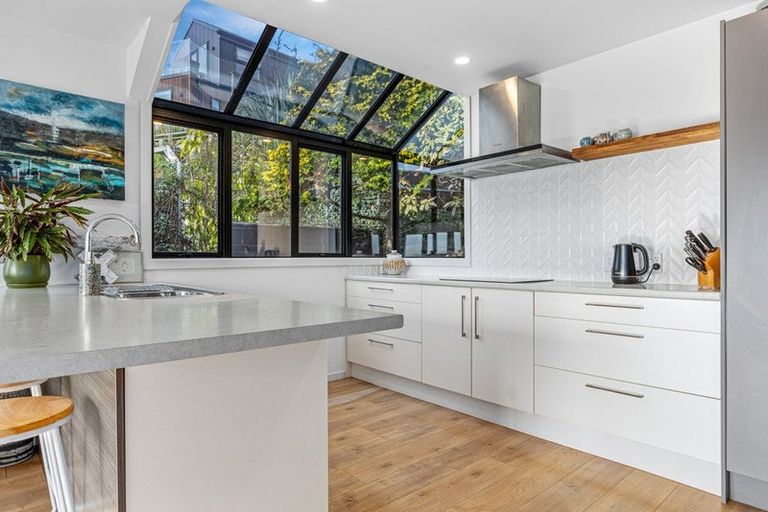 Photo of property in 1/8 Lookaway Place, Huntsbury, Christchurch, 8022