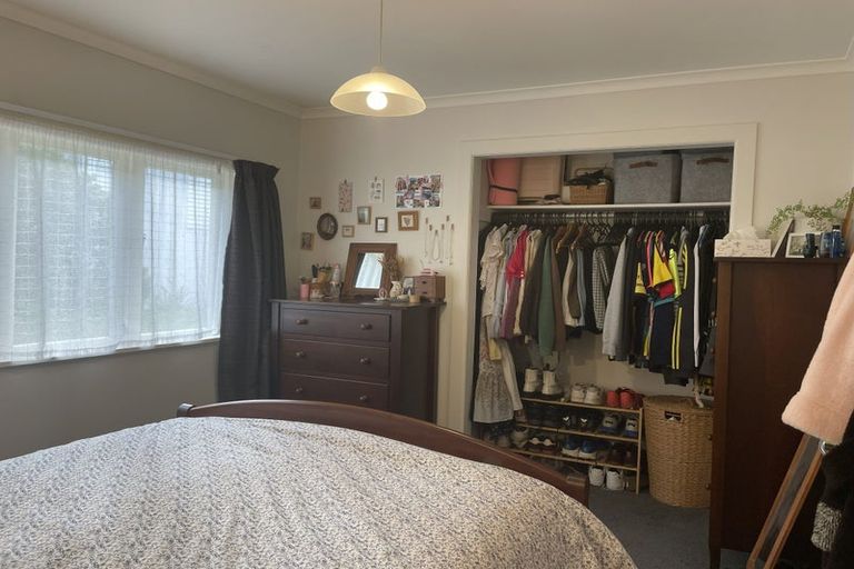 Photo of property in 66 Tarawera Road, Johnsonville, Wellington, 6037