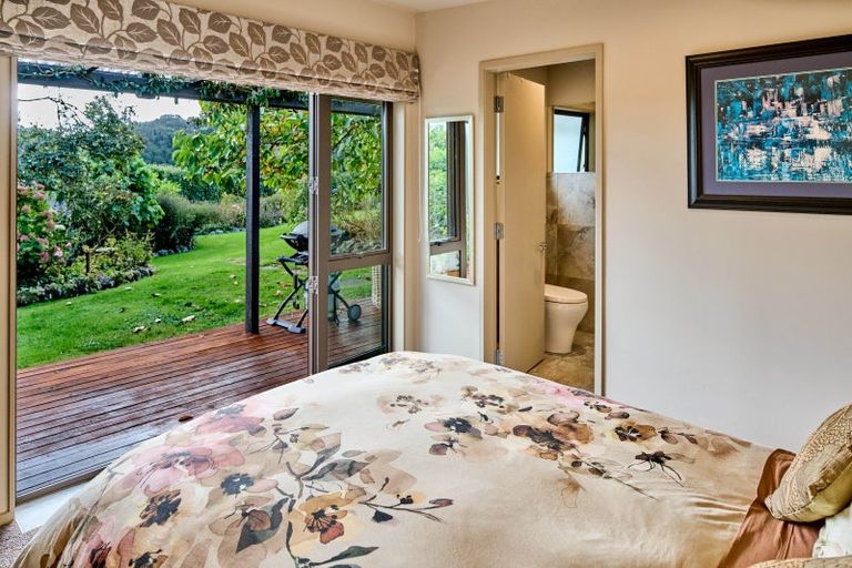 Photo of property in 46 Corbetts Road, Manakau, Otaki, 5583